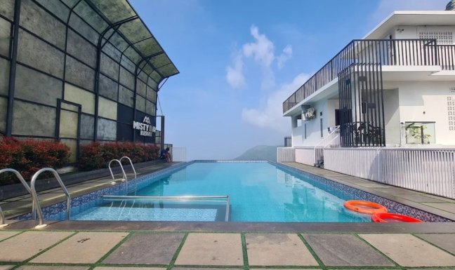 Misty Bay resort photo 1